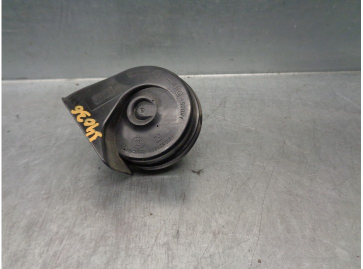 Recambio de claxon para smart coupe referencia OEM IAM 4535420400  