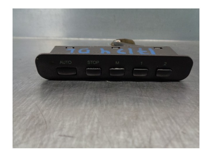 Recambio de mando multifuncion para hyundai xg 3.5 v6 cat referencia OEM IAM 9325039000 