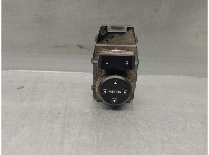 Recambio de mando retrovisor para hyundai ioniq referencia OEM IAM 93530G2010 93530G2010 