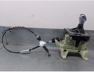 Recambio de palanca cambio para hyundai ioniq referencia OEM IAM 46701F2140  