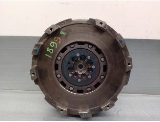 Recambio de volante motor para kia xceed 1.4 tgdi cat referencia OEM IAM 2320003900  VALEO