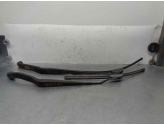 Recambio de brazo limpia delantero derecho para mitsubishi grandis (na0w) 2.0 di-d cat referencia OEM IAM 8250A270 8250A269 