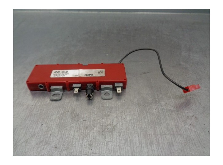 Recambio de antena para hyundai xg 3.5 v6 cat referencia OEM IAM 9628039001 