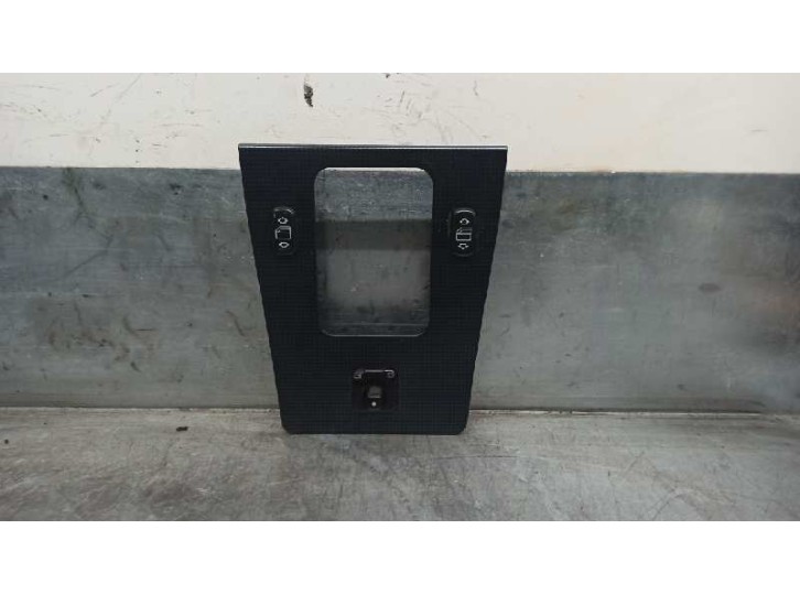 Replacement front left window lifter switch for Mercedes-Benz C-Class (W202) estate 1.8 16V CAT OEM IAM reference 20268