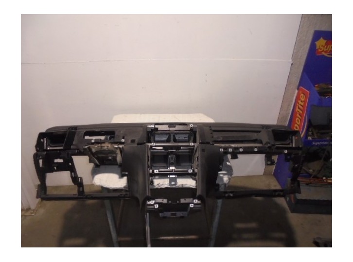 Recambio de salpicadero para peugeot 307 berlina (s2) referencia OEM IAM  NEGRO 