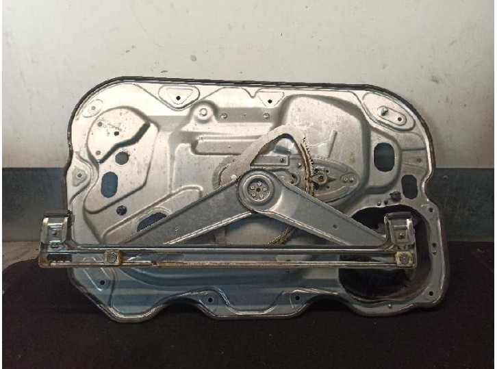Recambio de elevalunas delantero derecho para ford focus c-max (cap) 1.6 16v cat referencia OEM IAM 3M51R203A28BP 5 PUERTAS