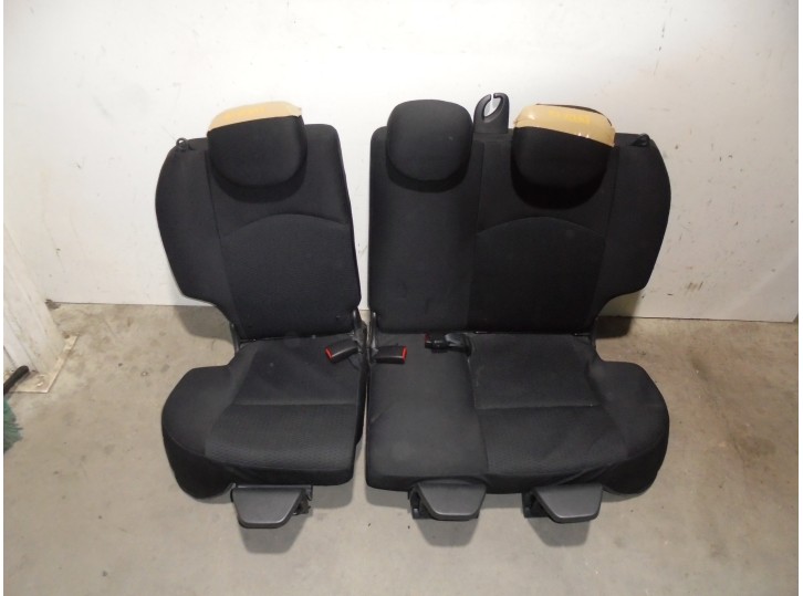 Recambio de asientos traseros para nissan micra (k13) 1.2 cat referencia OEM IAM TELA NEGRA 5 PUERTAS