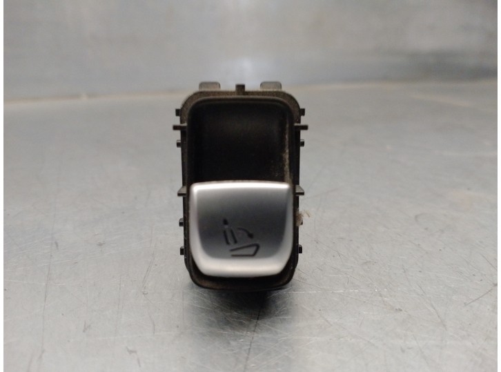Recambio de interruptor para mercedes-benz clase c (w205) familiar 2.1 cdi cat referencia OEM IAM A2059058404 143149051 