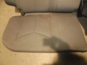 Recambio de asientos traseros para ssangyong kyron 200 xdi limited referencia OEM IAM 4027854 TELA GRIS 5 PUERTAS