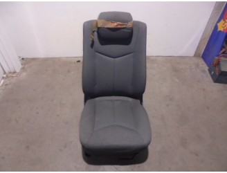 Recambio de asiento delantero derecho para ssangyong kyron 200 xdi limited referencia OEM IAM TELA GRIS 5 PUERTAS