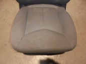 Recambio de asiento delantero derecho para ssangyong kyron 200 xdi limited referencia OEM IAM  TELA GRIS 5 PUERTAS