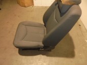 Recambio de asiento delantero derecho para ssangyong kyron 200 xdi limited referencia OEM IAM  TELA GRIS 5 PUERTAS