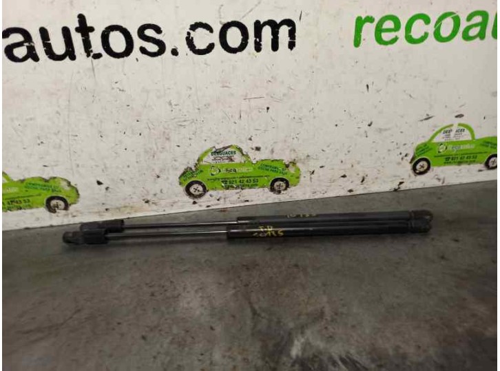Replacement tailgate / boot lid dampers for Nissan Micra (K12E) 1.2 CAT OEM IAM reference 90450AX610 