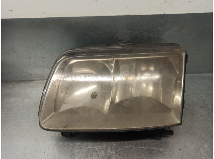 Recambio de faro izquierdo para volkswagen polo berlina (6n2) 1.4 referencia OEM IAM 6N1941015 3 PUERTAS