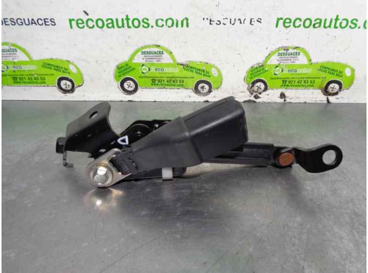 Recambio de enganche cinturon para lexus ls (usf4/uvf4) 460 referencia OEM IAM  070525A0 