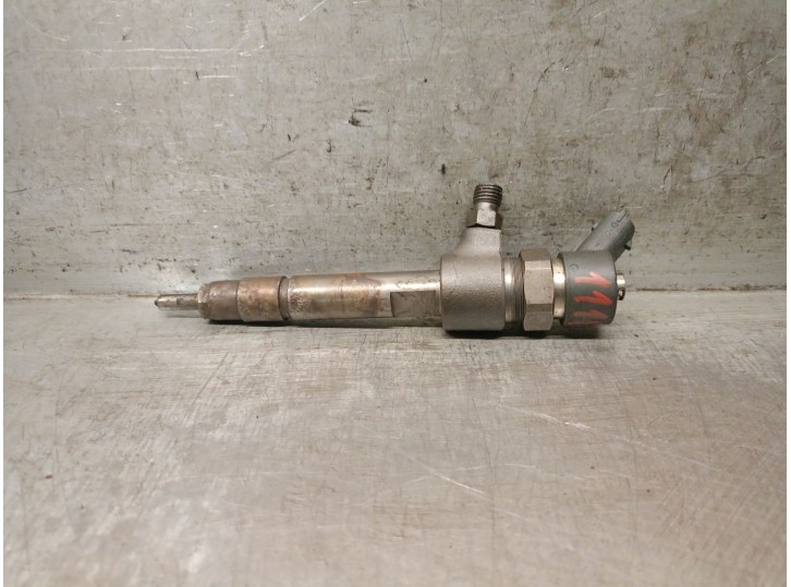 Replacement injector for Fiat Multipla (186) 1.9 JTD CAT OEM IAM reference 0445110002 95400103 
