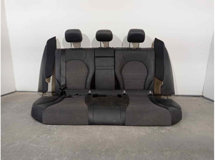 Recambio de asientos traseros para mercedes-benz clase c (w205) familiar 2.1 cdi cat referencia OEM IAM A2059200650 NEGRO 5 PUER