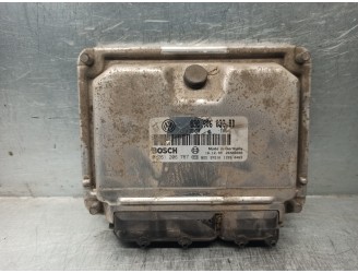 Recambio de centralita motor uce para volkswagen polo berlina (6n2) 1.4 referencia OEM IAM 030906032BD 0261206767 BOSCH