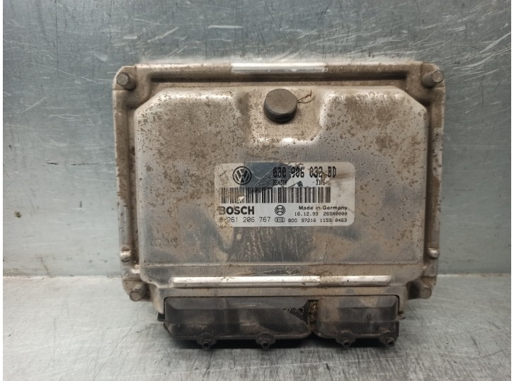 Recambio de centralita motor uce para volkswagen polo berlina (6n2) 1.4 referencia OEM IAM 030906032BD 0261206767 BOSCH