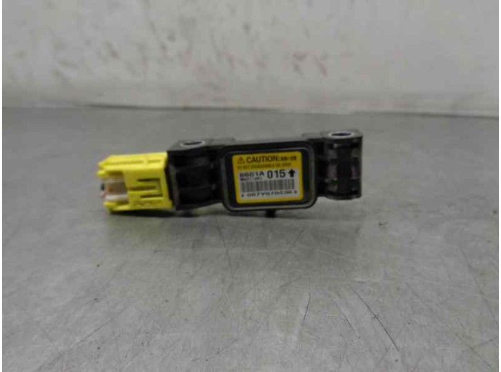 Recambio de sensor impacto para mitsubishi grandis (na0w) 2.0 di-d cat referencia OEM IAM 8651A015  