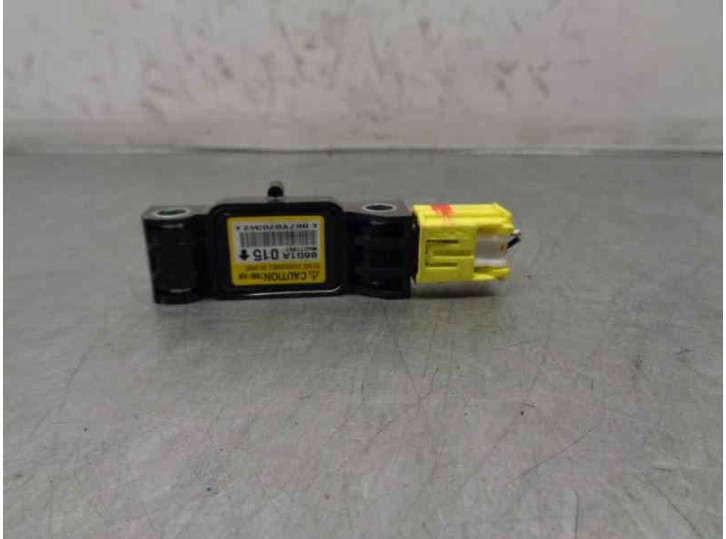 Recambio de sensor impacto para mitsubishi grandis (na0w) 2.0 di-d cat referencia OEM IAM 8651A015  