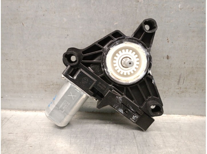 Recambio de motor elevalunas trasero derecho para volvo v40 hatchback (525) d2 referencia OEM IAM 968740102 31378401 