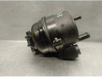 Recambio de deposito servo para bmw x3 (e83) 3.0 turbodiesel cat referencia OEM IAM 32413420909 32413420909 