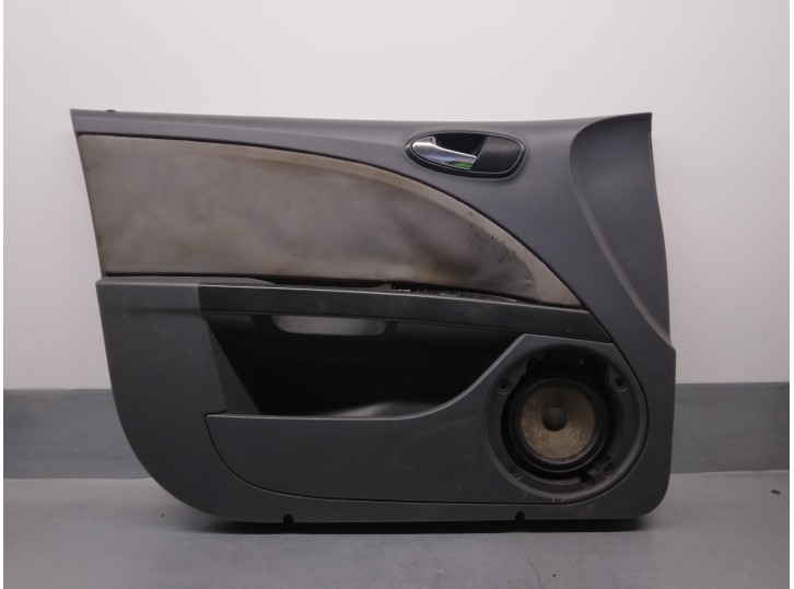 Recambio de guarnecido puerta delantera izquierda para seat leon (1p1) 1.6 tdi referencia OEM IAM 1P0867011  