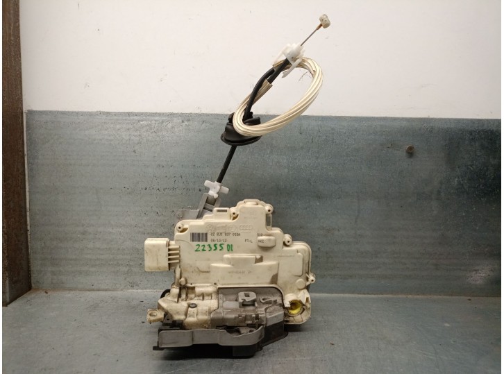 Recambio de cerradura puerta delantera izquierda para porsche cayenne (92a) 3.0 diesel referencia OEM IAM 8J1837015A 8J1837015A 