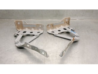 Replacement hood hinge for Kia Sportage IV (QL, QLE) 1.6 CRDi OEM IAM reference 79110D9000 79110D9000 
