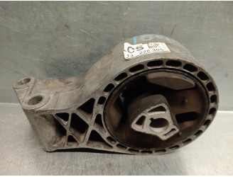 Recambio de soporte motor para opel insignia berlina 2.0 cdti cat referencia OEM IAM 13228305  