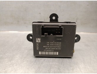 Recambio de centralita cierre para volvo v40 hatchback (525) d2 referencia OEM IAM 31343872 
