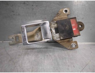 Recambio de maneta interior trasera derecha para mitsubishi pajero t.d. 2.5 referencia OEM IAM MB422762 PONTON 5 PUERTAS