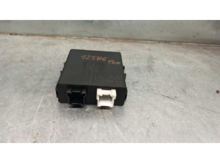 Recambio de modulo electronico para hyundai santa fe (sm) 2.0 crdi cat referencia OEM IAM 9587526100 