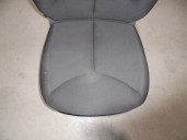 Recambio de asiento delantero derecho para toyota aygo (kgb/wnb) 1.0 cat referencia OEM IAM 3623577 TELA NEGRA 5 PUERTAS