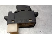 Recambio de mando elevalunas trasero derecho para kia cerato 2.0 turbodiesel cat referencia OEM IAM 935782D000 935802F500GW 