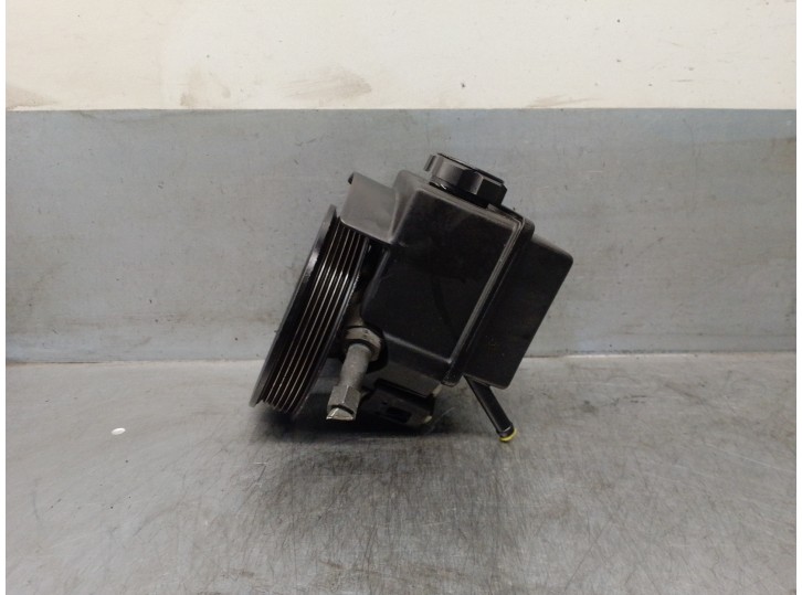 Replacement power steering pump for Volvo S70 Sedan 2.3 Turbo CAT OEM IAM reference 3546907 