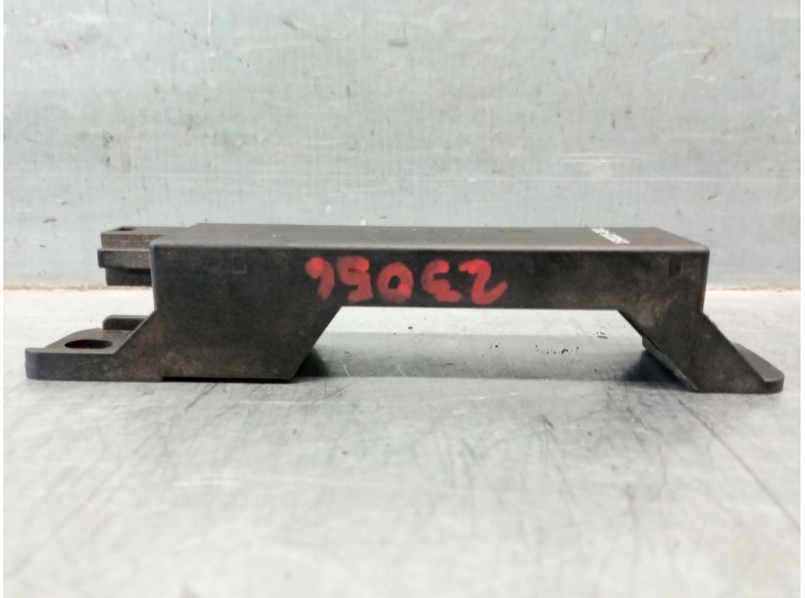 Recambio de antena para lancia voyager monospace (404_) 2.8 crd (rt, 53) referencia OEM IAM 68072019AA 5564670 