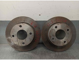 Recambio de disco freno delantero para ford fiesta berlina 1.25 16v cat referencia OEM IAM 1112542  