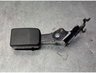 Recambio de enganche cinturon para renault megane iii hatchback (bz0/1_, b3_) 1.2 tce (bz2b, bz11) referencia OEM IAM 888420005R