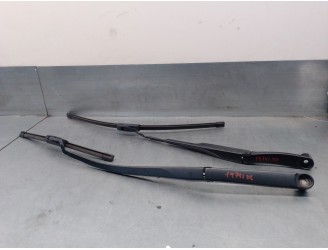 Recambio de brazo limpia delantero derecho para hyundai ioniq referencia OEM IAM 98311G2000 98321G2000 BOSCH