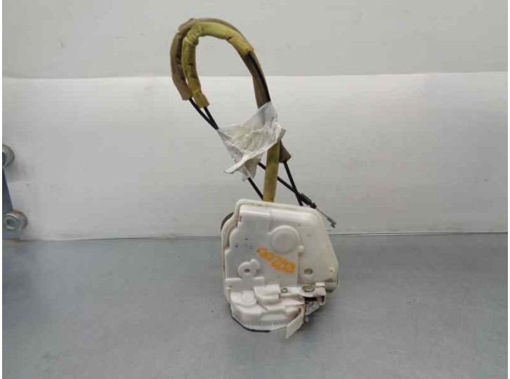 Recambio de cerradura puerta delantera derecha para mazda 2 lim. (de) 1.5 16v cat referencia OEM IAM DF7358310B 4 PINES 5 PUERTA