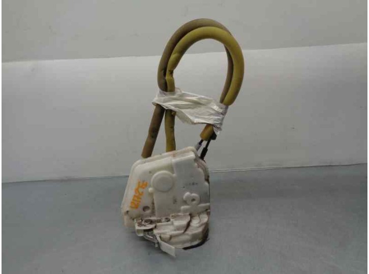 Recambio de cerradura puerta trasera izquierda para mazda 2 lim. (de) 1.5 16v cat referencia OEM IAM D65173310B 4 PINES 5 PUERTA