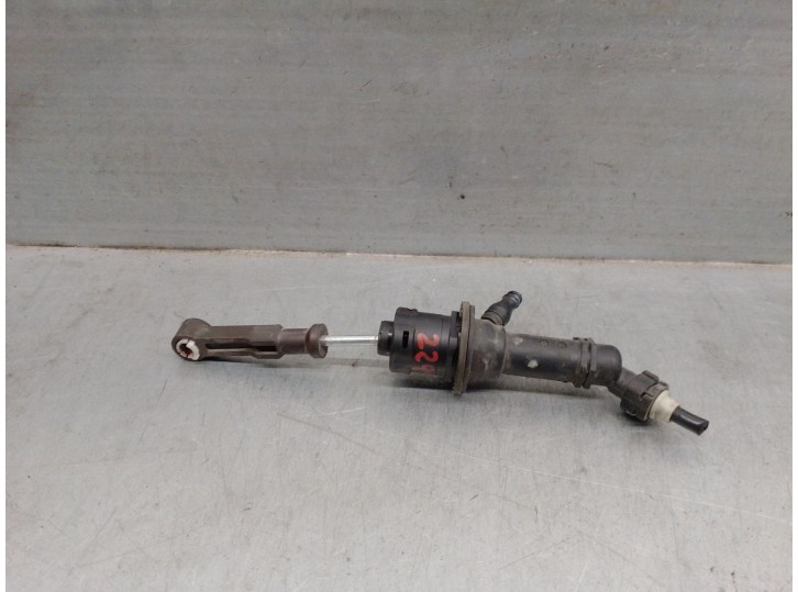 Recambio de bomba embrague para dacia dokker furgoneta/monovolumen 1.6 lpg referencia OEM IAM 306104118R 306104118R 