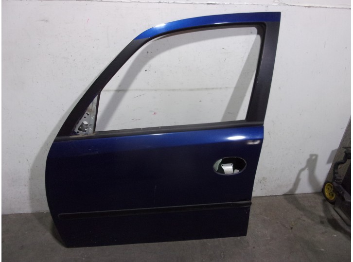 Recambio de puerta delantera izquierda para opel meriva a 1.7 16v referencia OEM IAM 124079 AZUL 5 PUERTAS
