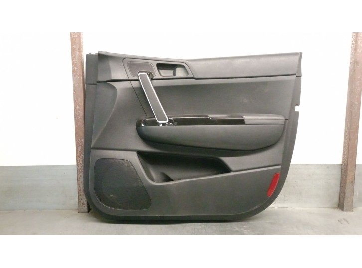 Recambio de guarnecido puerta delantera derecha para kia sportage iv (ql, qle) 1.6 crdi referencia OEM IAM 82361F1000WK 82308F10