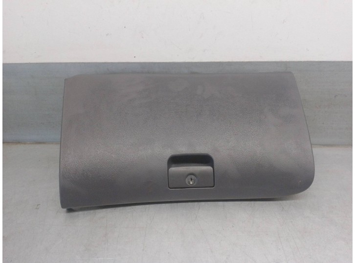 Replacement glove box for Hyundai Elantra (XD) 2.0 CRDi CAT OEM IAM reference 845112D000 