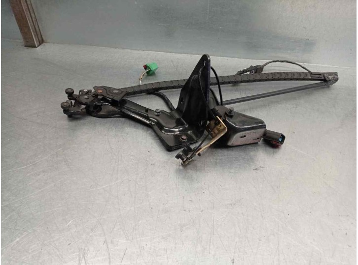 Recambio de bisagra puerta para chrysler voyager (rg) 2.5 crd executive referencia OEM IAM 4717752AD 