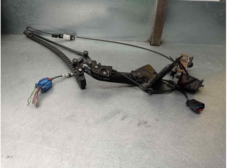 Recambio de bisagra puerta para chrysler voyager (rg) 2.5 crd executive referencia OEM IAM 4717753AD  