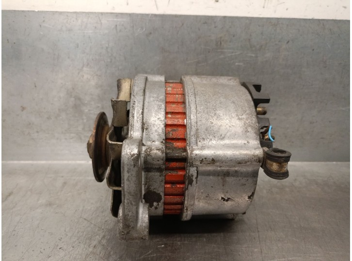 Replacement alternator for Seat Ibiza (6K) 1.0 OEM IAM reference 036903027D 0120488239 BOSCH
